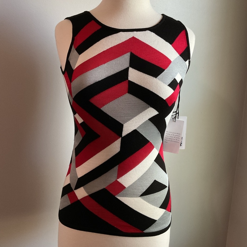 Rondina New York Top size medium